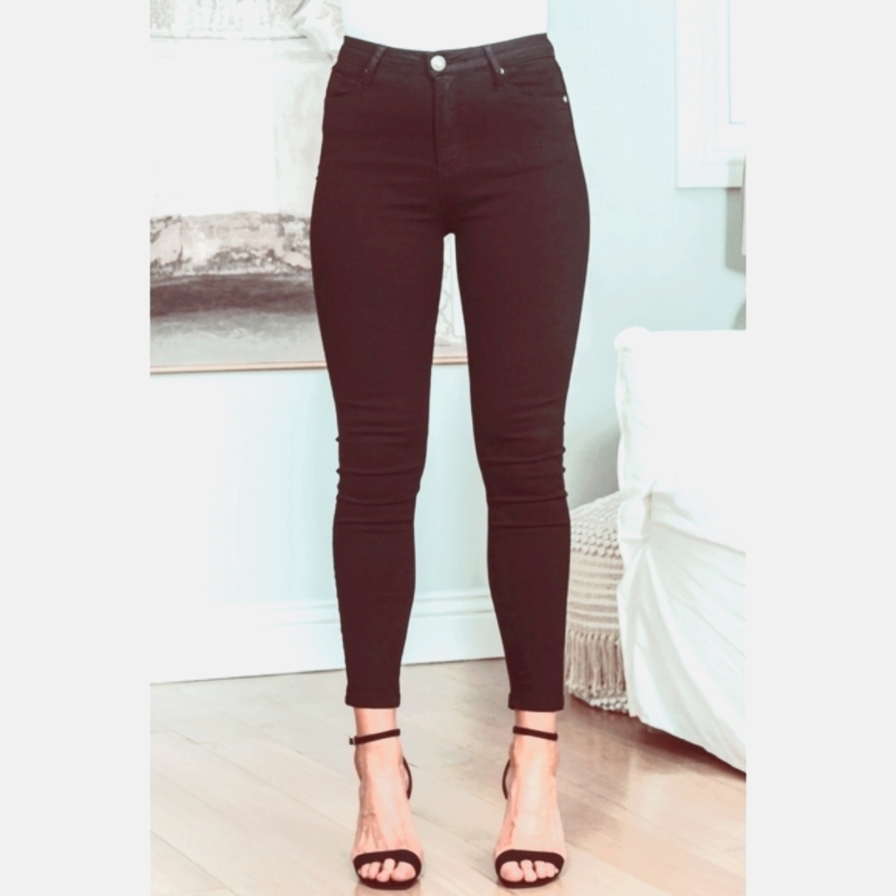 B.O.B | Faded black skinny jeans